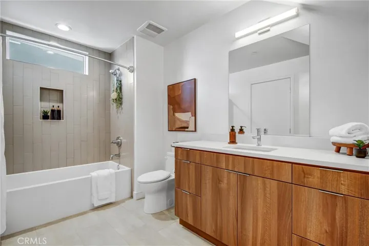 1025 White Knoll Drive, Los Angeles, California 90012