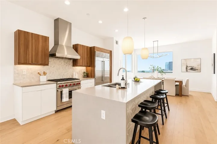1025 White Knoll Drive, Los Angeles, California 90012