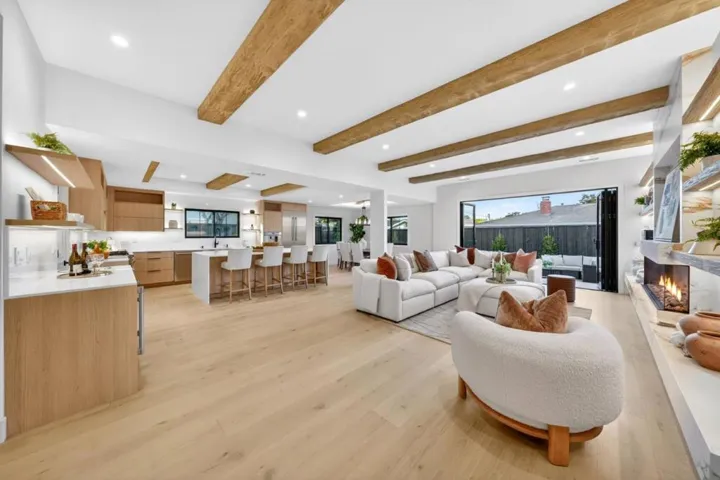 242 Howes Drive, Los Gatos, California 95032