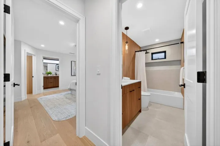 242 Howes Drive, Los Gatos, California 95032