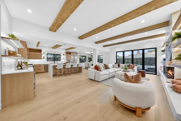 242 Howes Drive, Los Gatos, California 95032