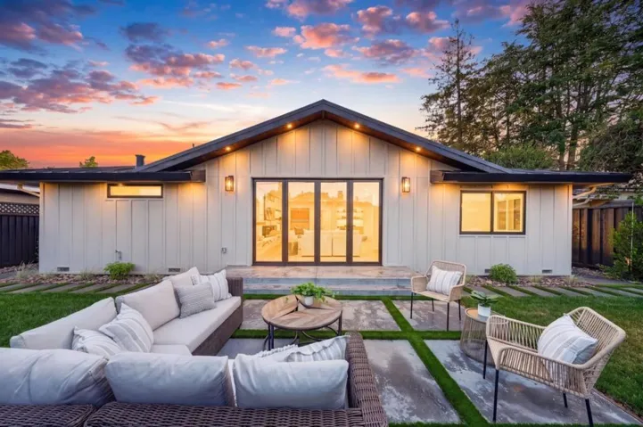 242 Howes Drive, Los Gatos, California 95032
