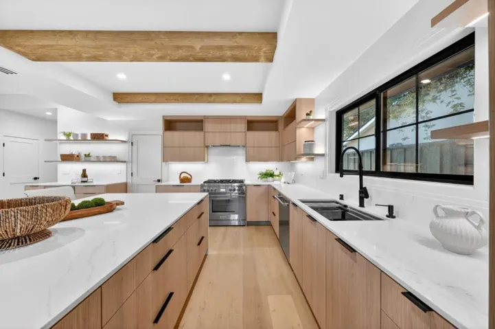 242 Howes Drive, Los Gatos, California 95032