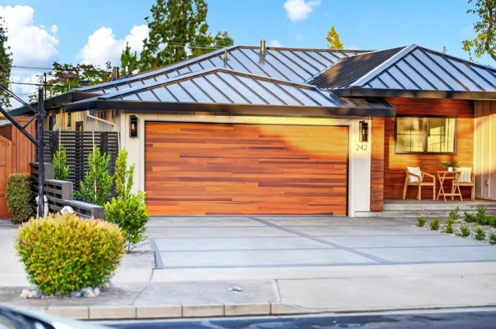 242 Howes Drive, Los Gatos, California 95032