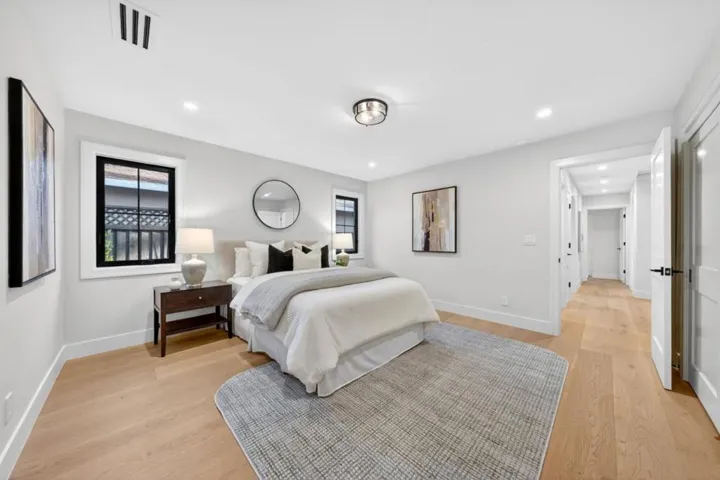 242 Howes Drive, Los Gatos, California 95032