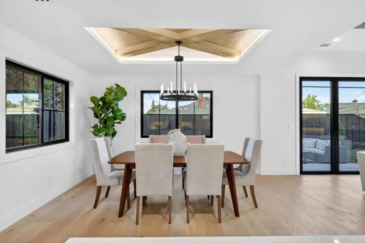 242 Howes Drive, Los Gatos, California 95032
