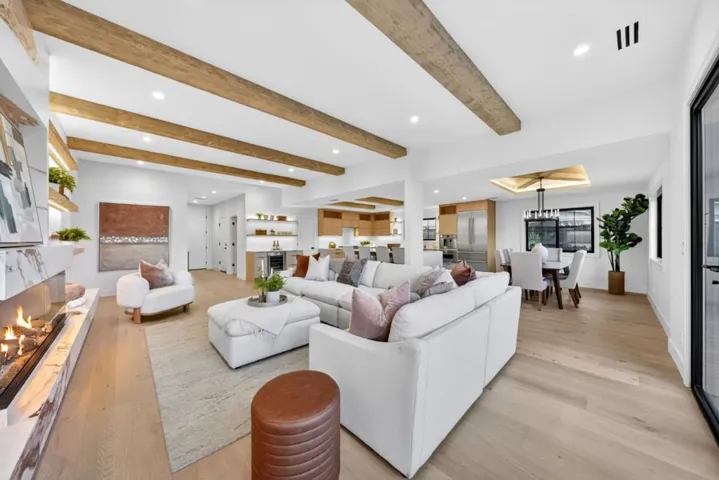 242 Howes Drive, Los Gatos, California 95032