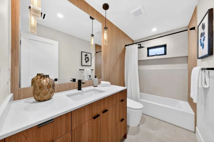 242 Howes Drive, Los Gatos, California 95032