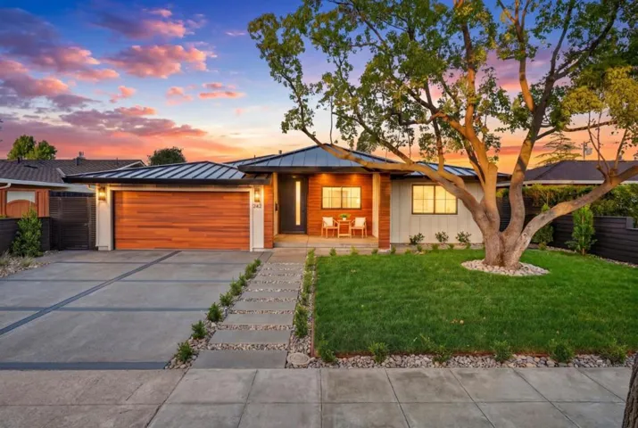 242 Howes Drive, Los Gatos, California 95032
