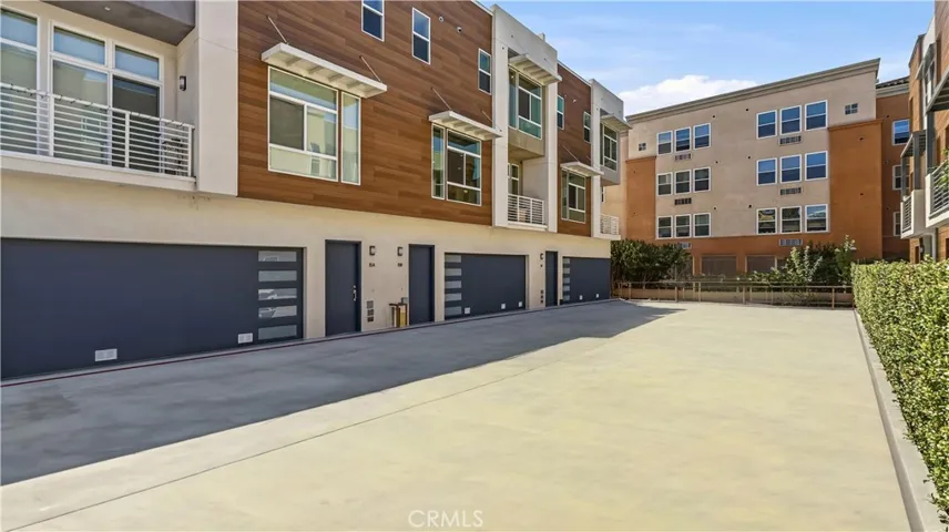 15 S Chapel Ave, Alhambra, California 91801