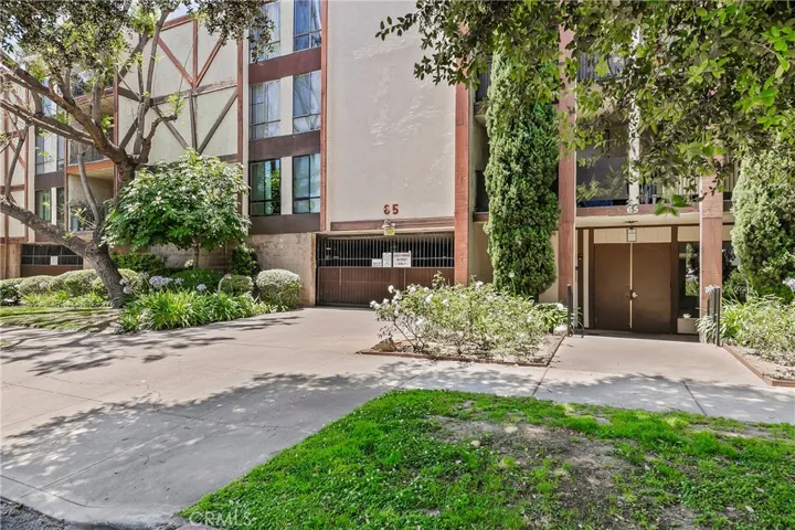 65 N Allen Avenue 305, Pasadena, California 91106