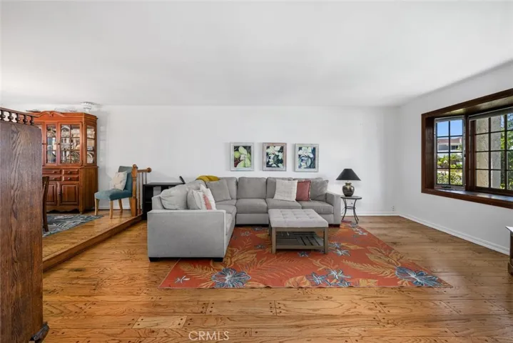 3902 Toland, Los Alamitos, California 90720