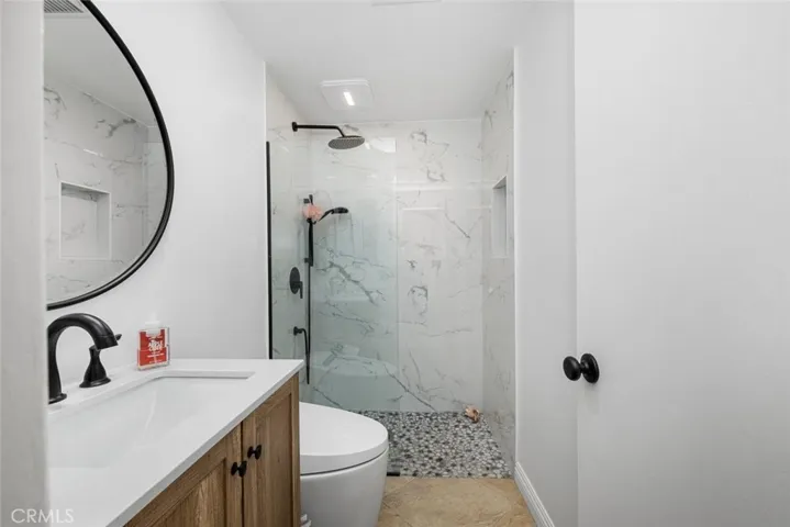 3902 Toland, Los Alamitos, California 90720