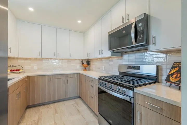 1072 Carson Street, Seaside, California 93955