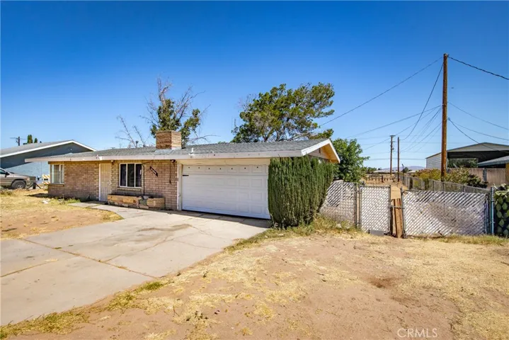21798 Standing Rock Ave, Apple Valley, California 92307