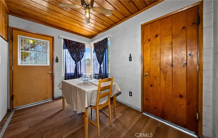 21798 Standing Rock Ave, Apple Valley, California 92307