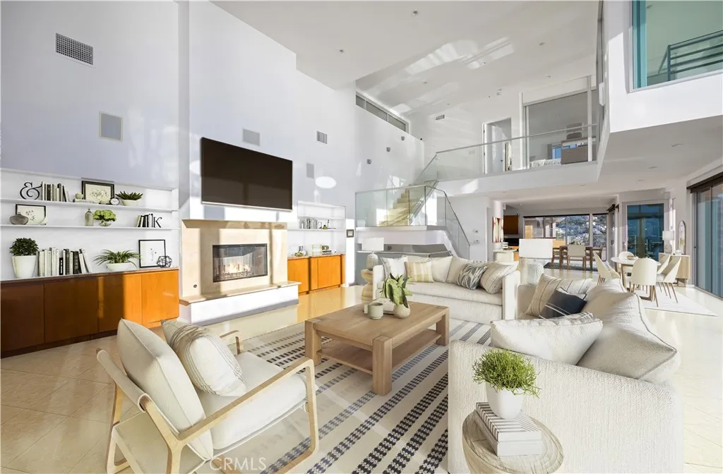 Virtual Staging