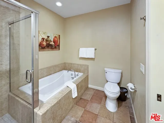 48672 Legacy Drive, La Quinta, California 92253