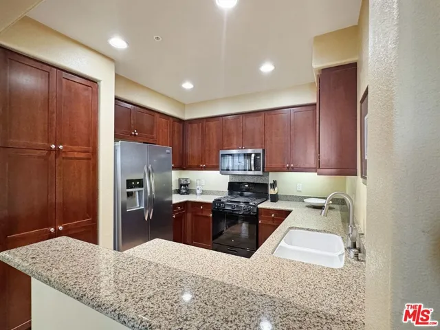 48672 Legacy Drive, La Quinta, California 92253