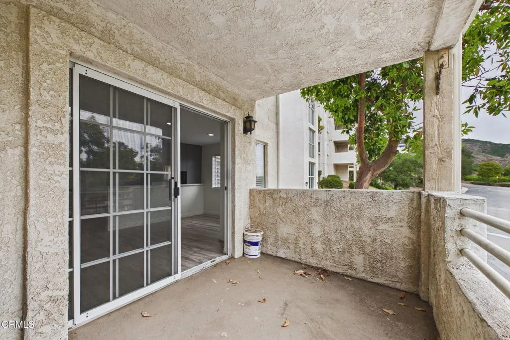 26-web-or-mls-UpmarketMedia_2623Ant11217