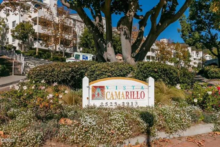 32-web-or-mls-UpmarketMedia-Vista5