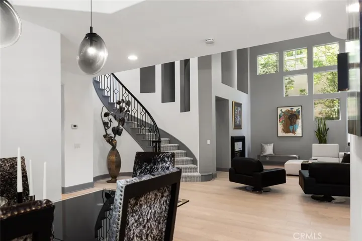 8 Flores, Lake Forest, California 92610