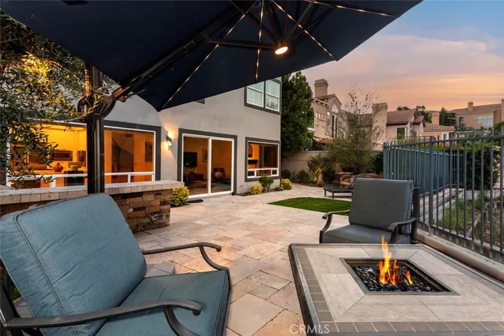 8 Flores, Lake Forest, California 92610