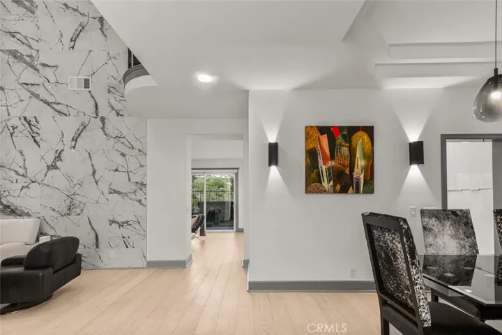 8 Flores, Lake Forest, California 92610