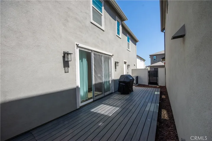 Side Yard Patio