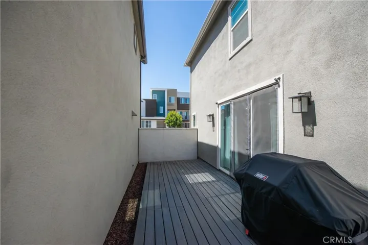 Side Yard Patio
