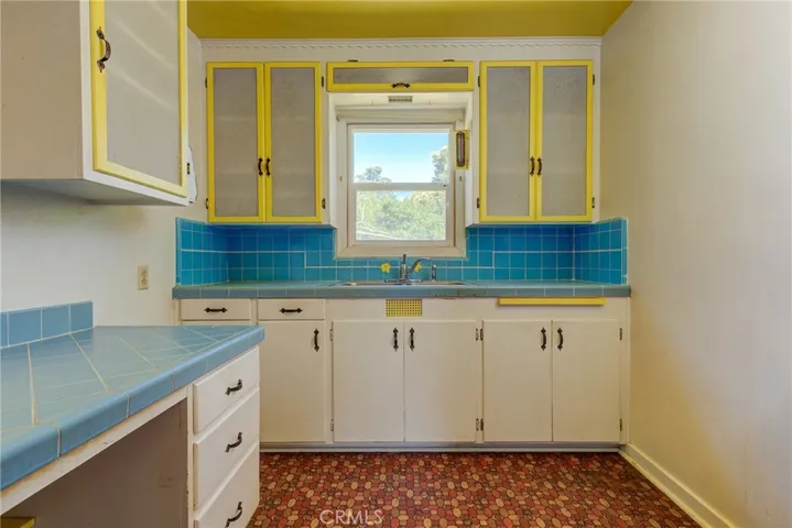 Plenty of cabinets/storage