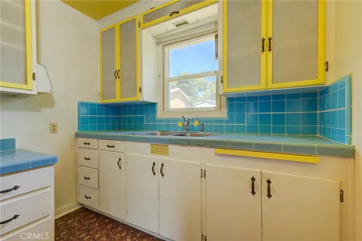 Tile counters!