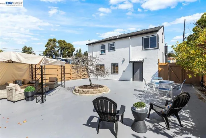 5301 Brann St, Oakland, California 94619