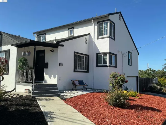 5301 Brann St, Oakland, California 94619