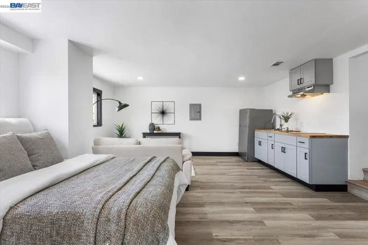 5301 Brann St, Oakland, California 94619