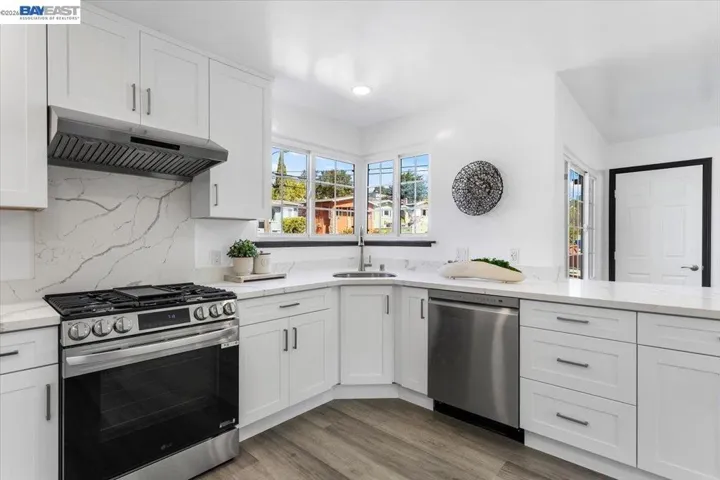 5301 Brann St, Oakland, California 94619