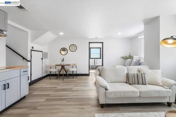 5301 Brann St, Oakland, California 94619