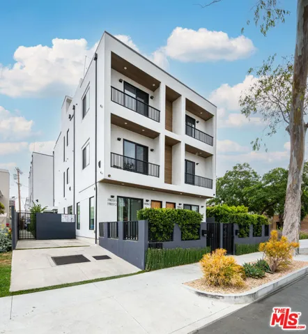 1907 S Corning Street 1, Los Angeles, California 90034