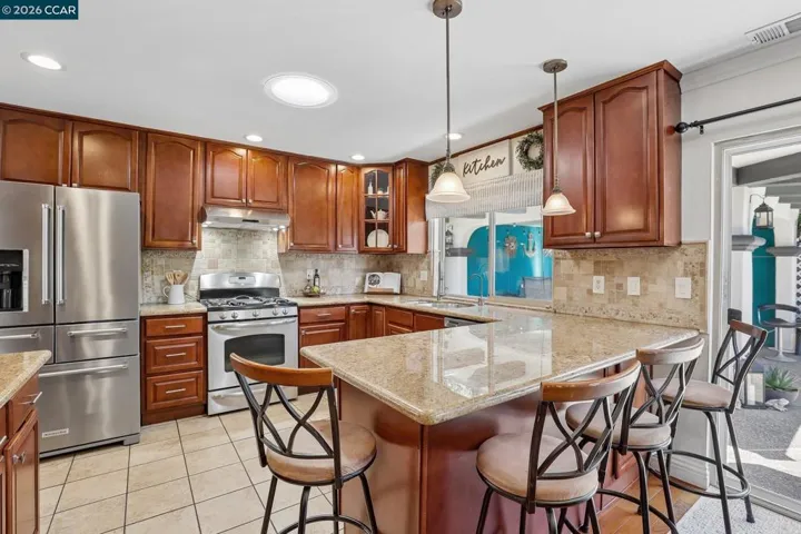 36874 Laurel St, Newark, California 94560