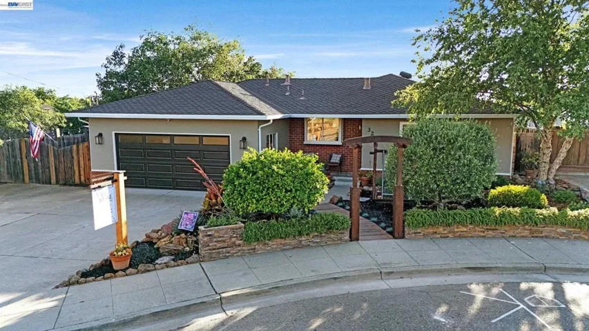 325 Polk Way, Livermore, California 94550