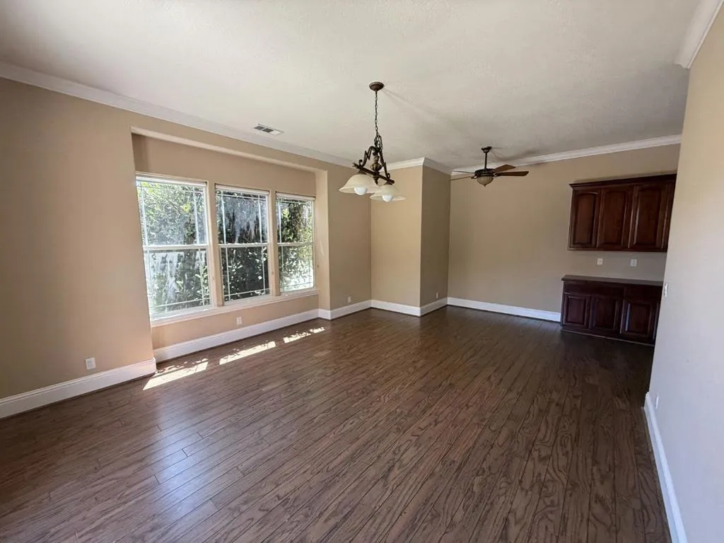 Den/Office/Guest Room