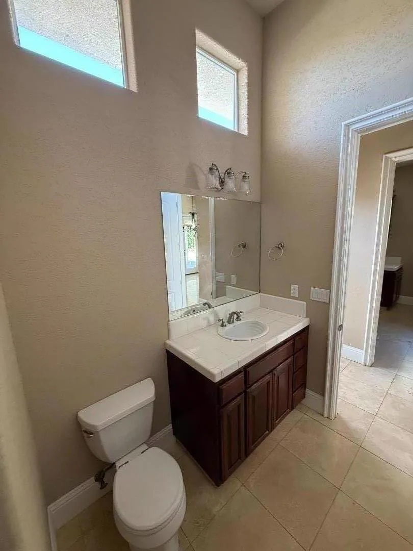 Hall Full Bathroom
