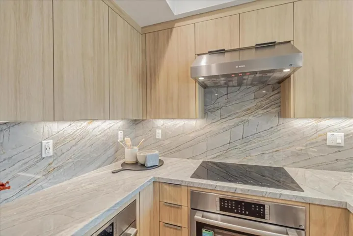 2857 Josephine Lane, Palo Alto, California 94303