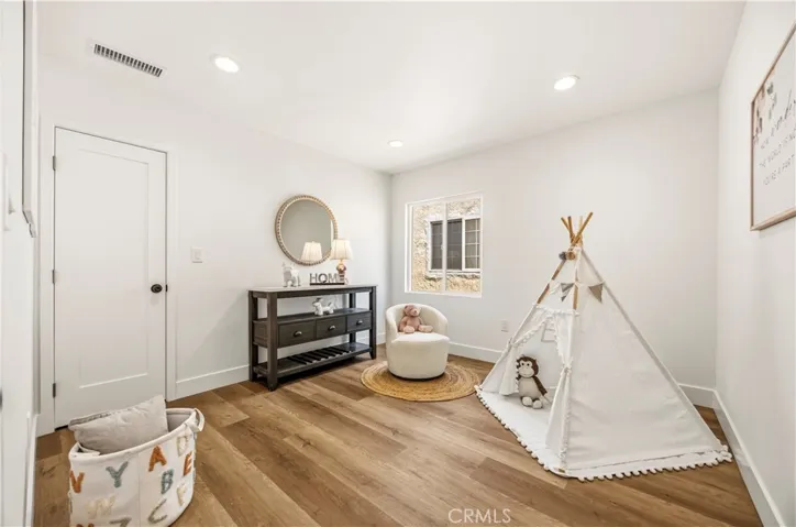 300 Milton Drive, San Gabriel, California 91775