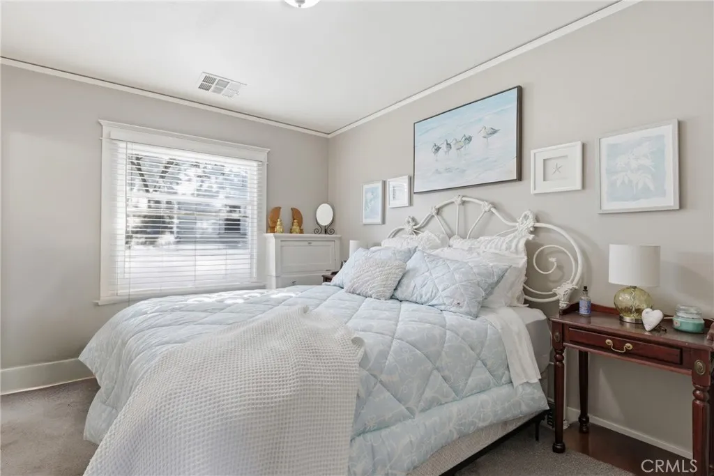 720 Ocean View bedroom