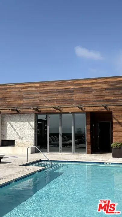 Rooftop Clubhouse