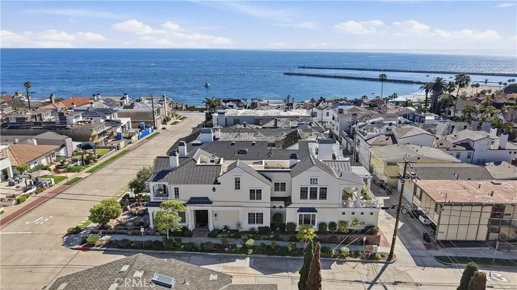 Some images have been virtually enhanced and may not reflect the property’s current condition.

