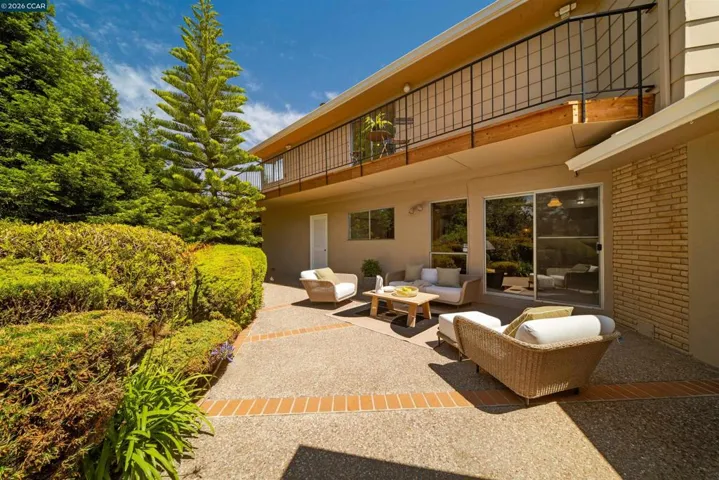 16985 Lamont Ct, Castro Valley, California 94546