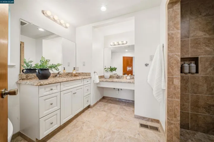 16985 Lamont Ct, Castro Valley, California 94546