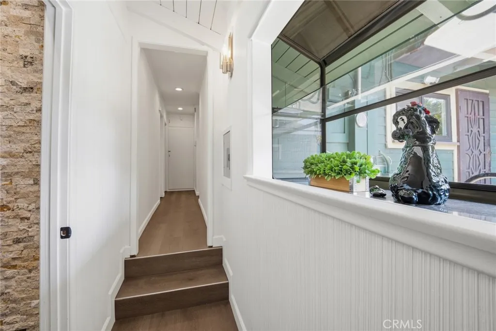 Mainhouse - Hallway